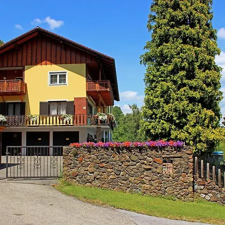 Wenzel Apartment